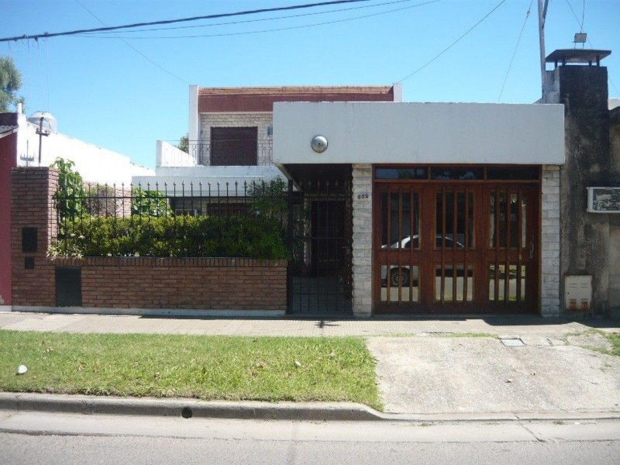 Casa 4 domitorios garage Belgrano