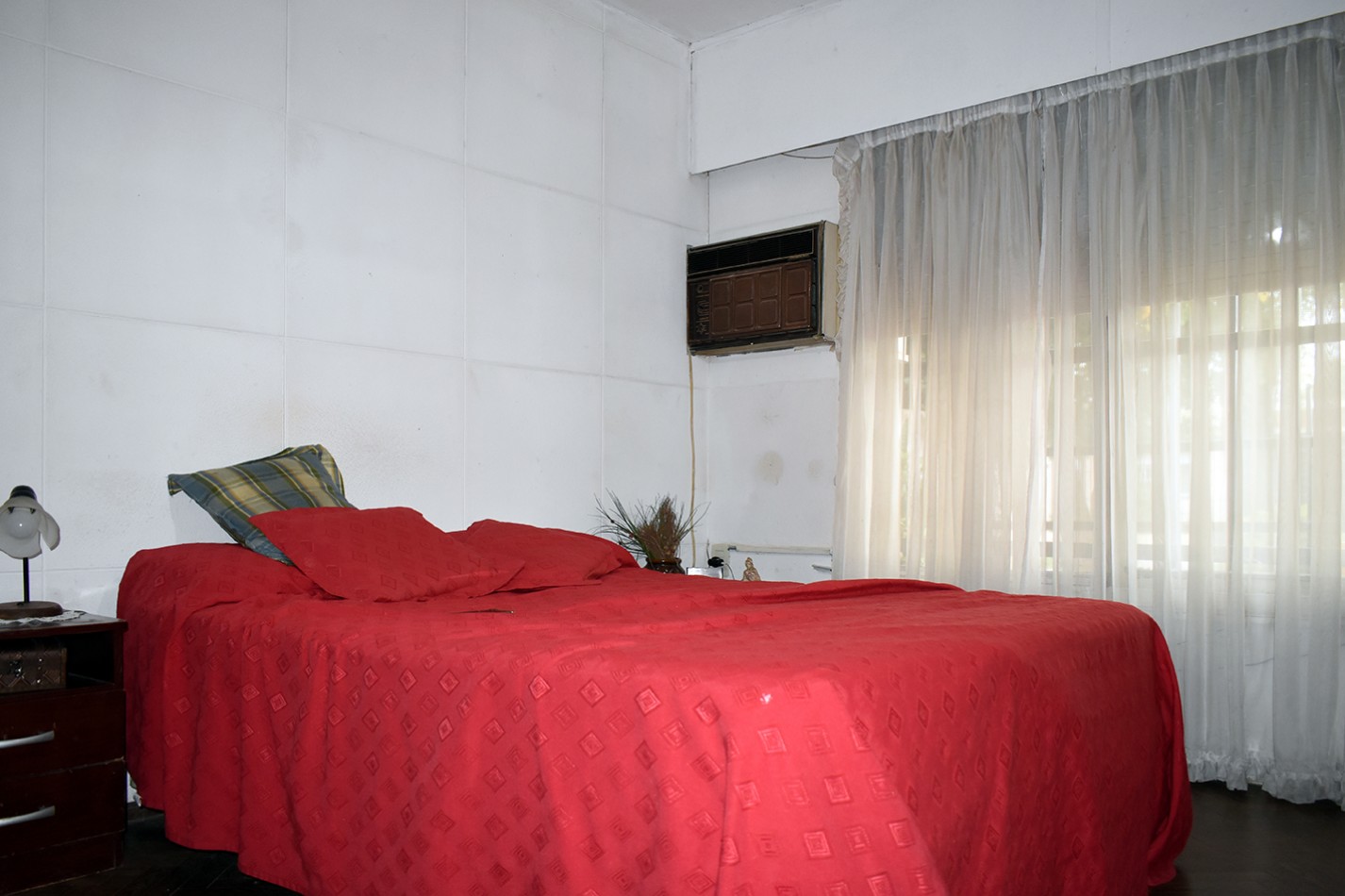 Casa 2 dormitorios garage patio Fisherton