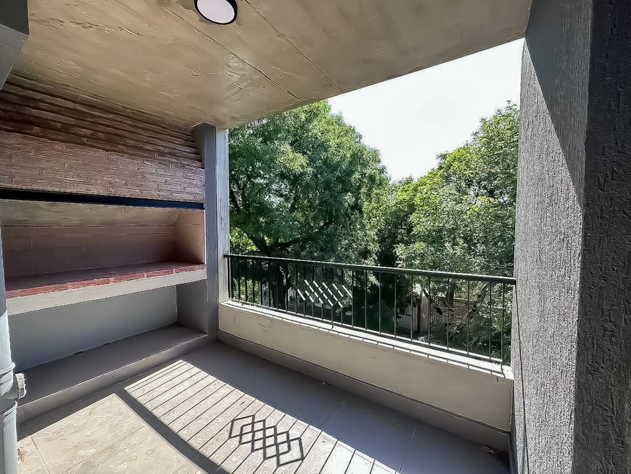 ¡Moderno departamento con parrillero en Echesortu!