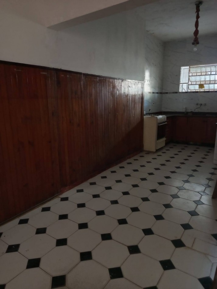 alquillo casa  3 dormitorios cochera patio Belgrano