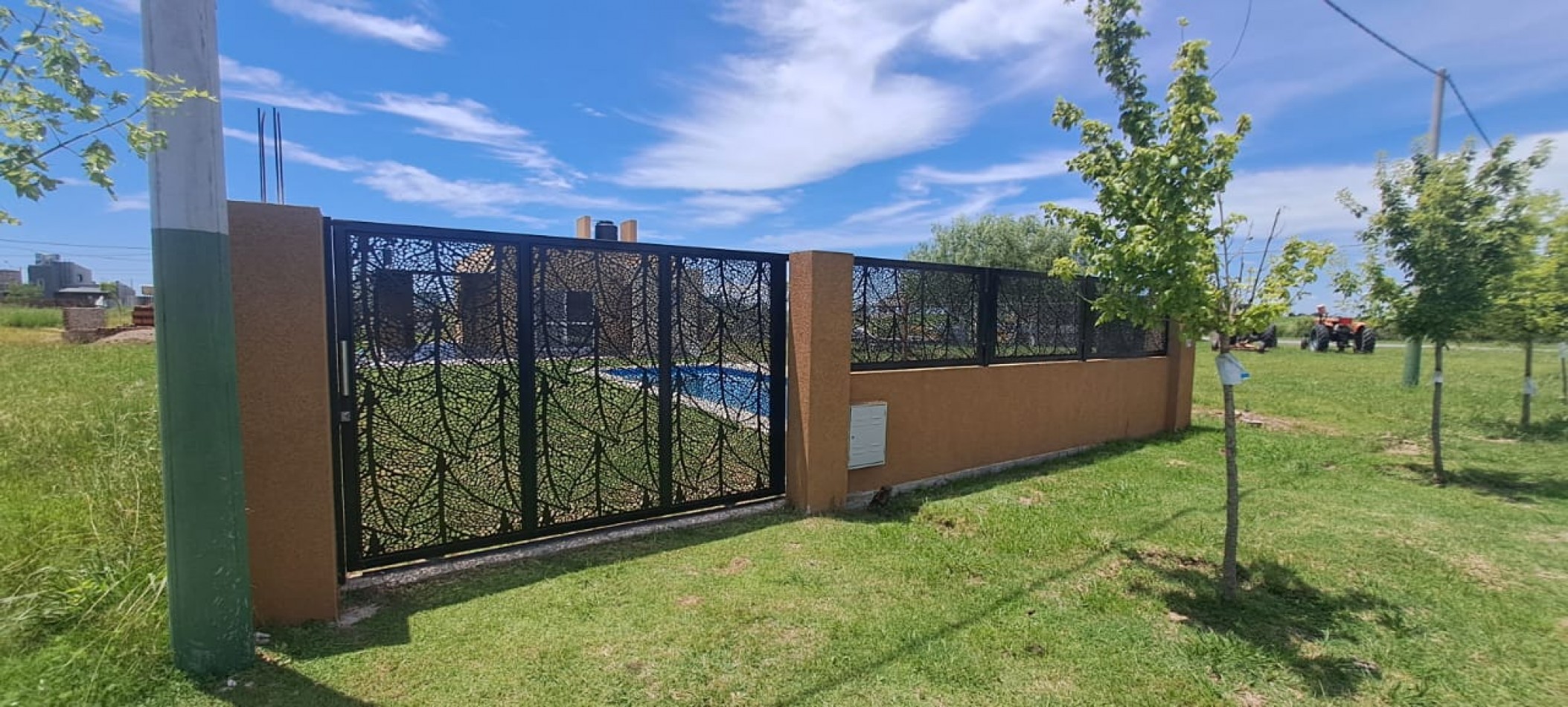 Casa a estrenar piscina Permuta Financiacion Piñero