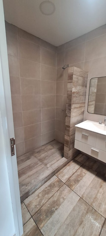 Casa a estrenar piscina Permuta Financiacion Piñero