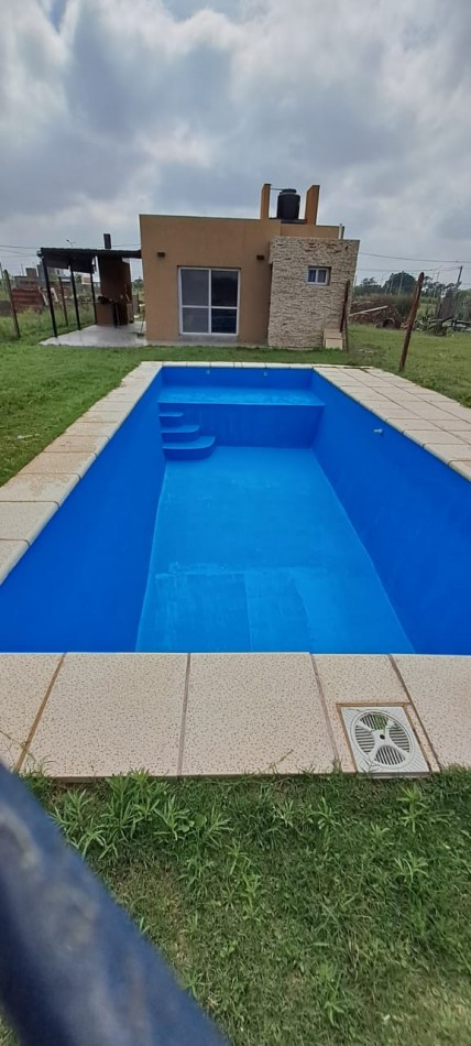Casa a estrenar piscina Permuta Financiacion Piñero