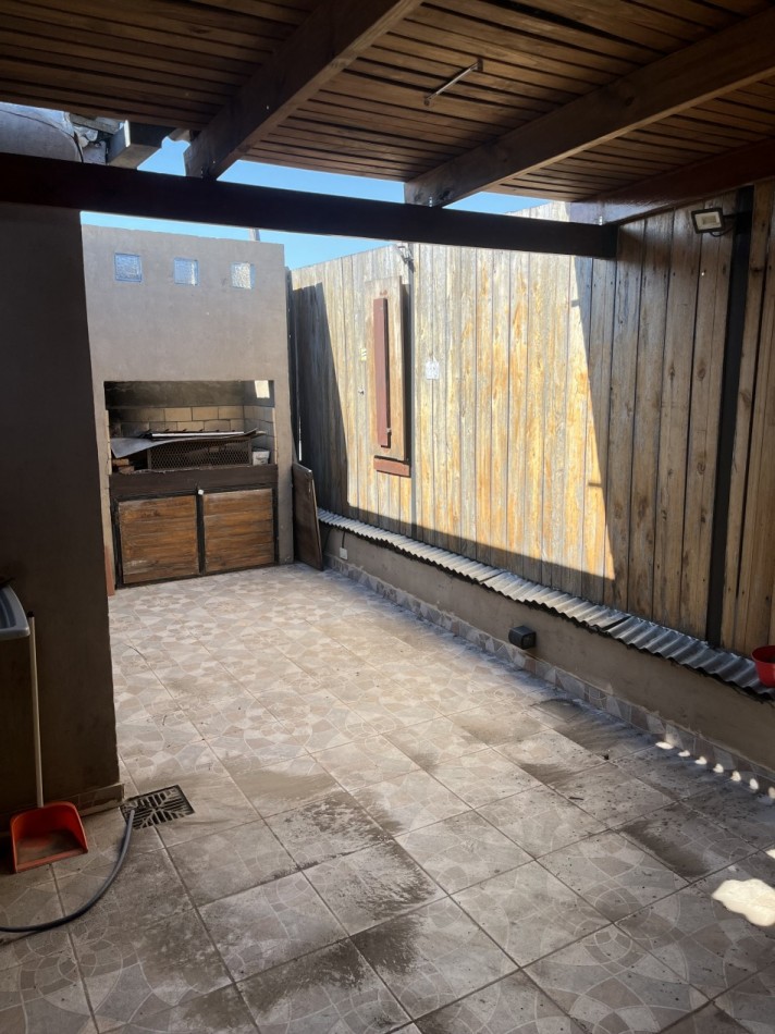 Venta en conjunto - Casa + Departamento en barrio Belgrano