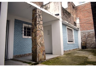 Casa 2 dormitorios Belgrano escucha ofertas