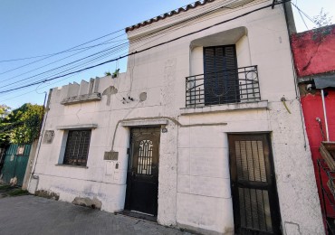 Uso comercial Eva Peron 6170 amplio terreno