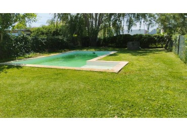 Terreno con pileta forestado Roldan